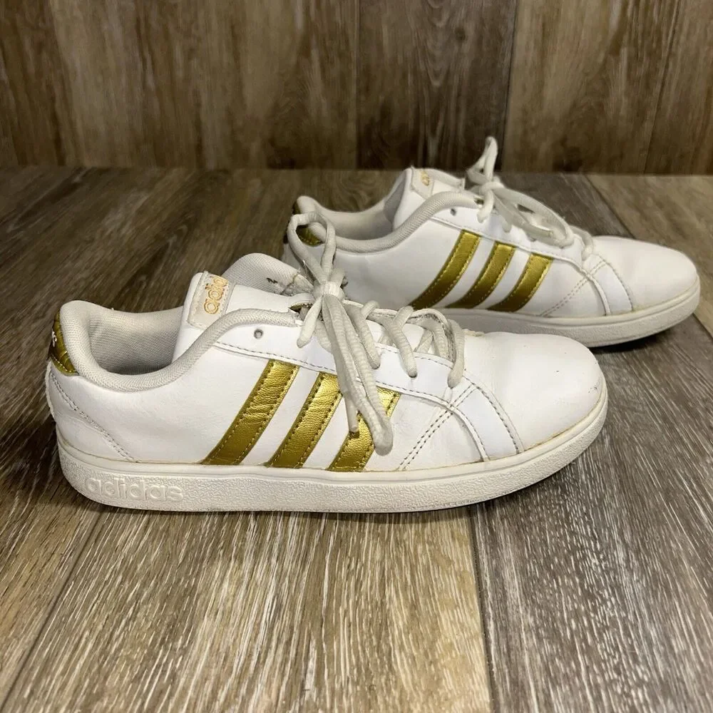 Adidas Baseline Youth US Size 3 Gold White Leather CG5844 Sneaker Shoes